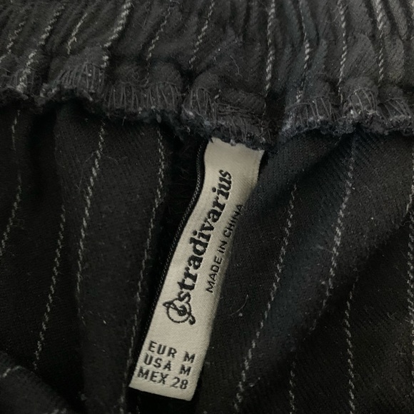 Pin striped pants - Picture 2 of 2